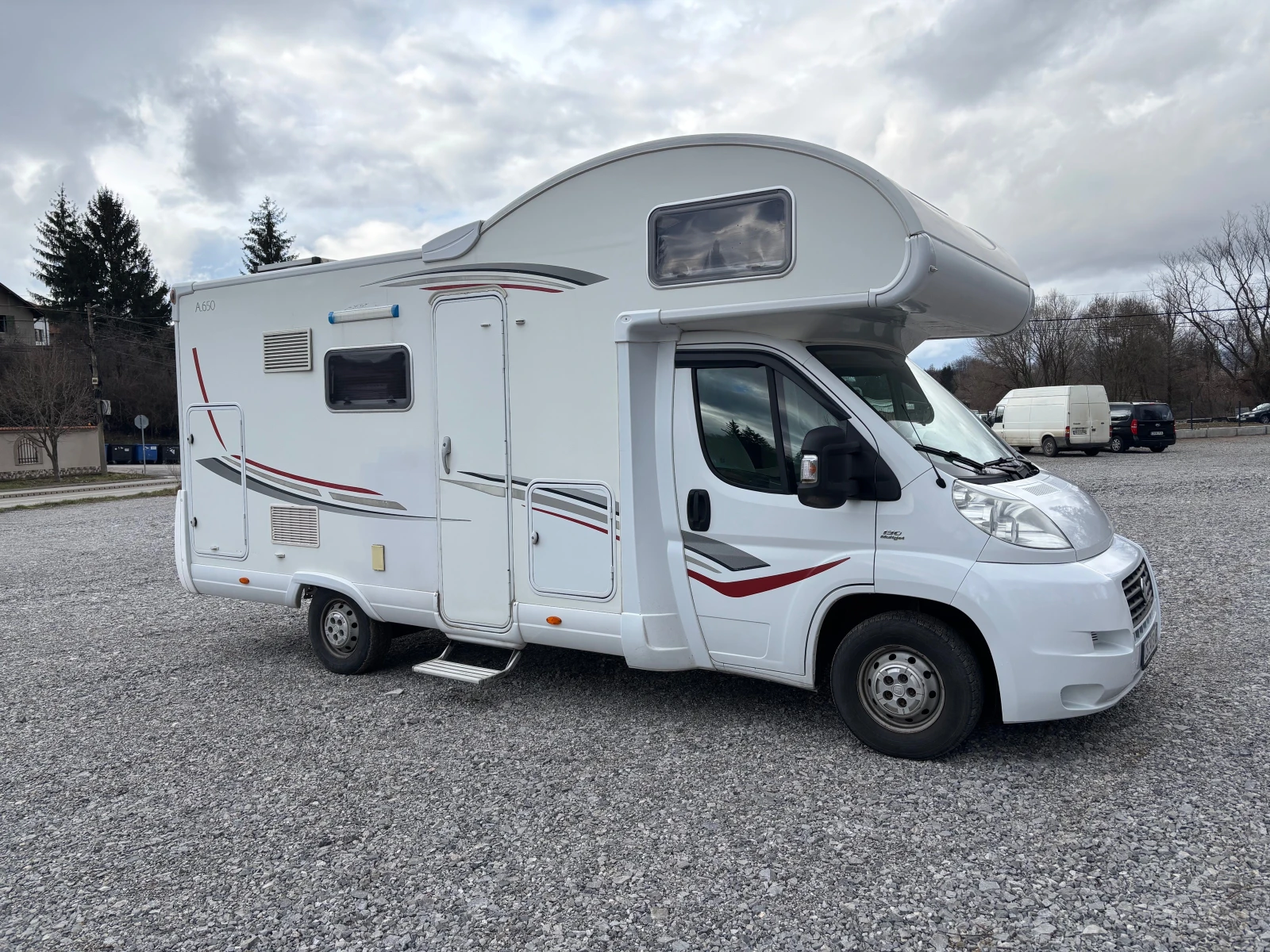 Кемпер Fiat А650, снимка 6 - Каравани и кемпери - 54072795