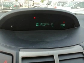 Toyota Yaris 1.0, снимка 16
