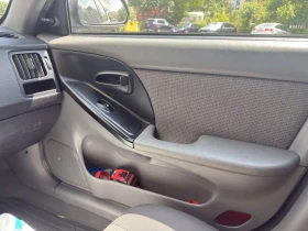 Hyundai Elantra | Mobile.bg    10