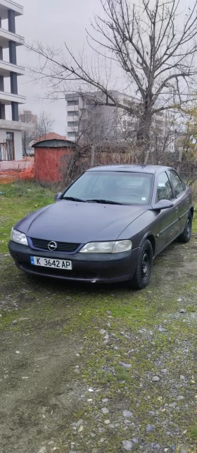 Opel Vectra 1.6 - изображение 1