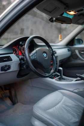 BMW 325 BMW 325i (218hp) Automat | ПАНОРАМА | Напълно Обсл - 4350 € / 8507.86 лв. - 39901365 11