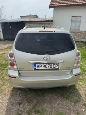 Toyota Corolla verso 2.2 - 2500 € / 4889.57 лв. - 71688880 2
