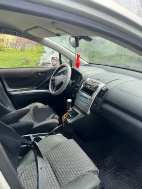 Toyota Corolla verso 2.2 - 2500 € / 4889.57 лв. - 71688880 7