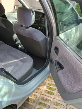 Renault Megane Grandtour I / Газ/Бензин - 1000 € / 1955.83 лв. - 24435709 8