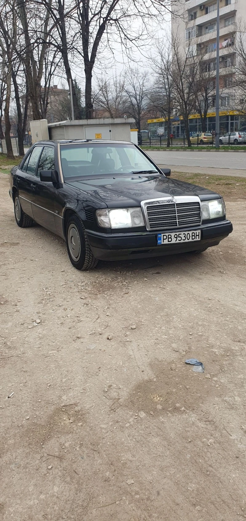 Mercedes-Benz E 200 Е200 W124 бензин и Газ 120к.с., снимка 1 - Автомобили и джипове - 47115665