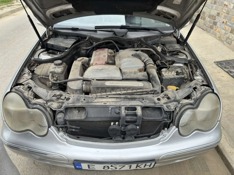 Mercedes-Benz C 200 Kompressor, снимка 12 - Автомобили и джипове - 47354476