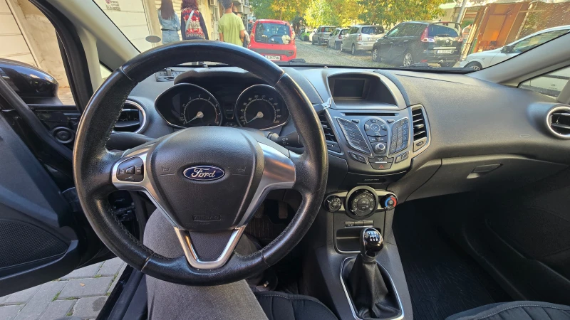 Ford Fiesta, снимка 6 - Автомобили и джипове - 47667738