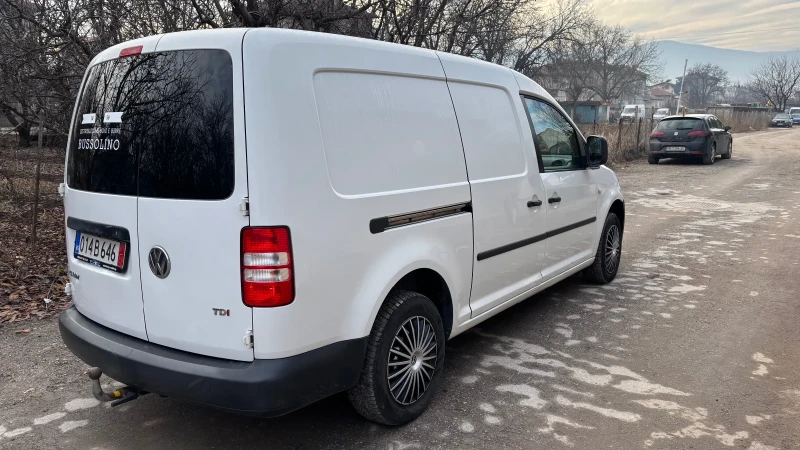 VW Caddy 1.6 TDI Maxi, снимка 4 - Автомобили и джипове - 48812074