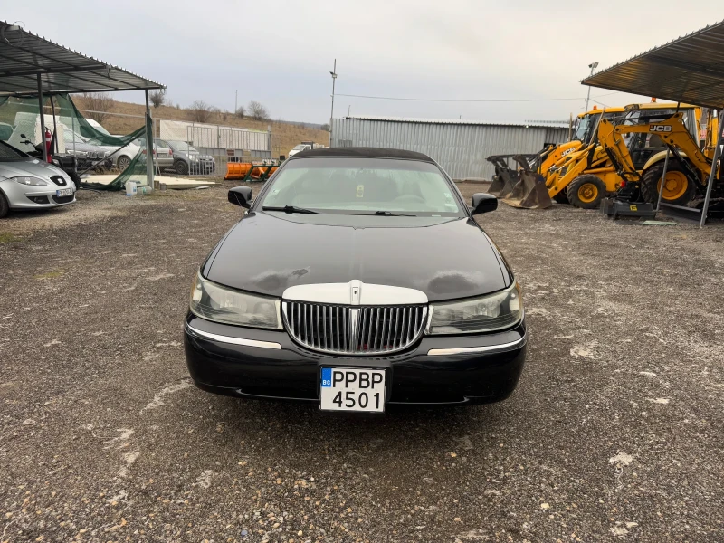 Lincoln Town car, снимка 2 - Автомобили и джипове - 48853749