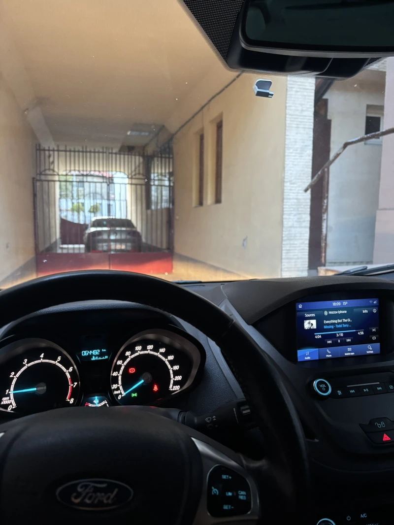 Ford Courier, снимка 10 - Автомобили и джипове - 51661085