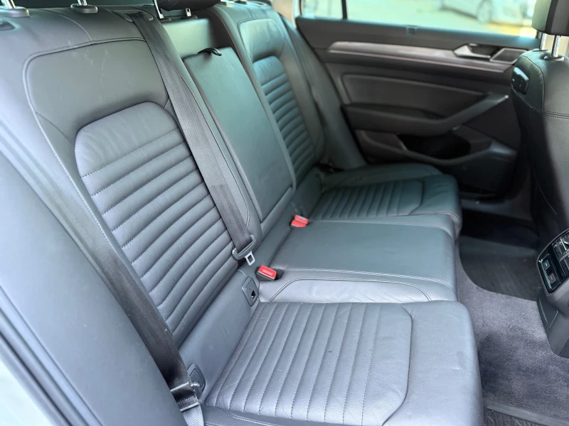 VW Alltrack 2.0 TDI 190ps. 4х4 DIGITAL СОБСТВЕН ЛИЗИНГ/БАРТЕР, снимка 9 - Автомобили и джипове - 50943233