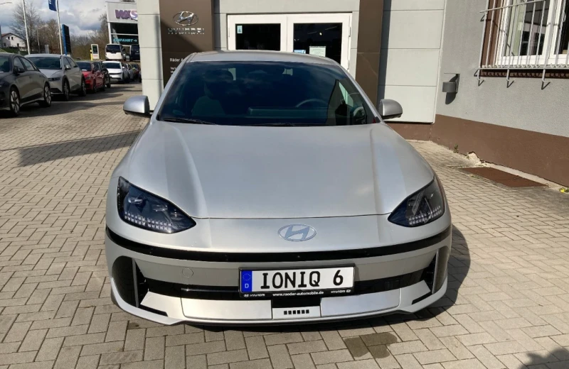 Hyundai Ioniq 6 НОВ! 77 kWh, снимка 2 - Автомобили и джипове - 52662983