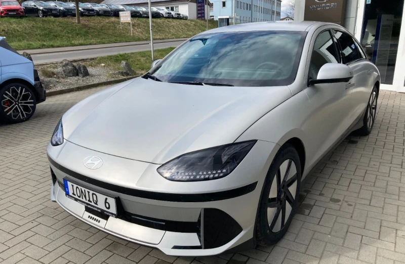 Hyundai Ioniq 6 НОВ! 77 kWh, снимка 3 - Автомобили и джипове - 52662983