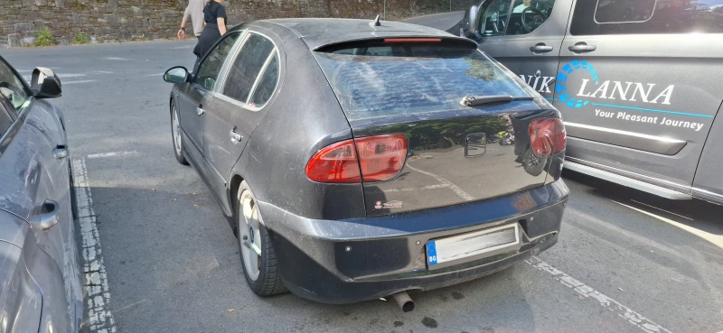 Seat Leon 1.8T, снимка 5 - Автомобили и джипове - 51751182