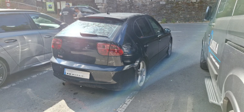 Seat Leon 1.8T, снимка 4 - Автомобили и джипове - 51751182