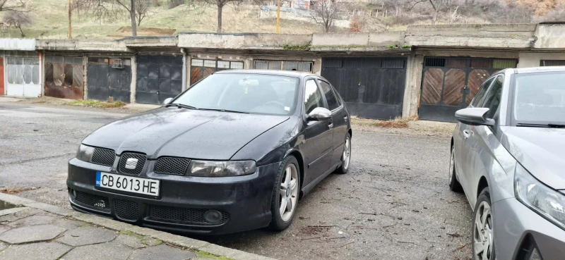 Seat Leon 1.8T, снимка 2 - Автомобили и джипове - 51751182