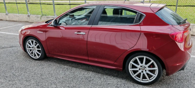 Alfa Romeo Giulietta 1.4 turbo GAS, снимка 8 - Автомобили и джипове - 51950595