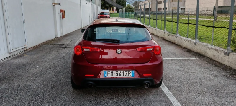 Alfa Romeo Giulietta 1.4 turbo GAS, снимка 6 - Автомобили и джипове - 51950595
