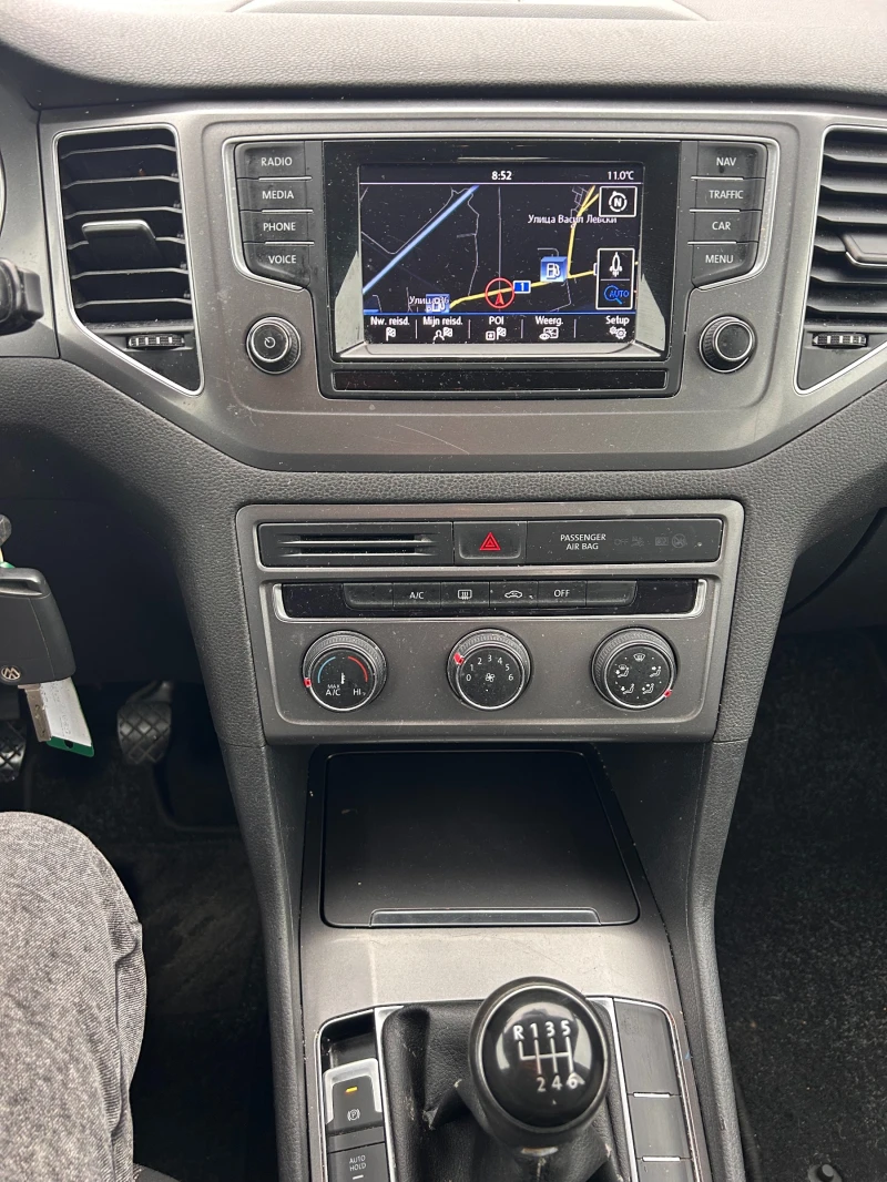 VW Sportsvan 1.6TDI NAVI EURO 6, снимка 12 - Автомобили и джипове - 52051685