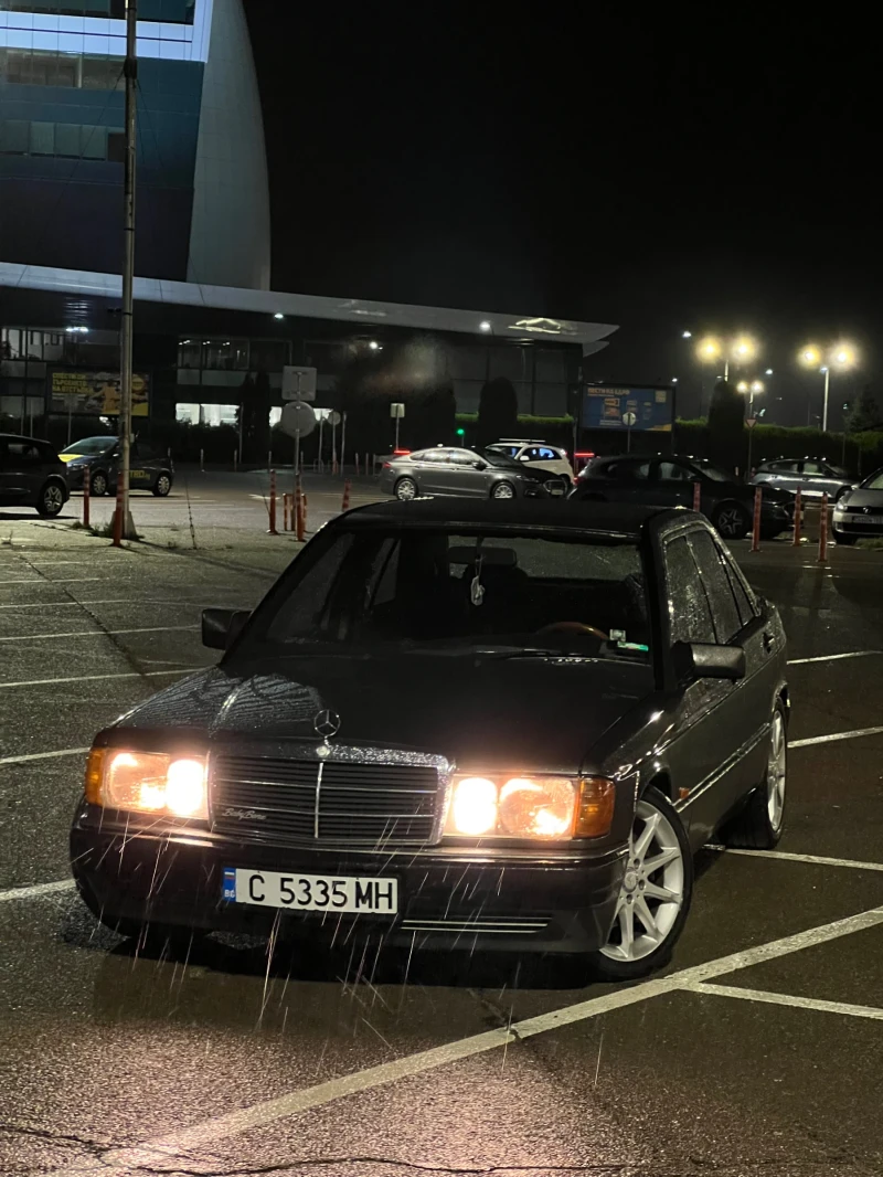 Mercedes-Benz 190 2.0 122к.с, снимка 2 - Автомобили и джипове - 52236417