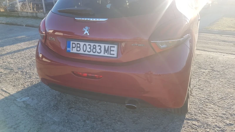 Peugeot 208 GT, снимка 3 - Автомобили и джипове - 52570115