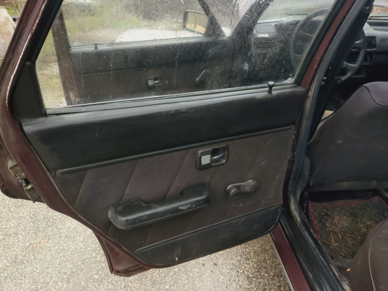 Audi 80 Сс, снимка 9 - Автомобили и джипове - 52640774