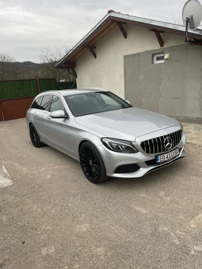 Mercedes-Benz C 220 Bluetec, снимка 5 - Автомобили и джипове - 52943594