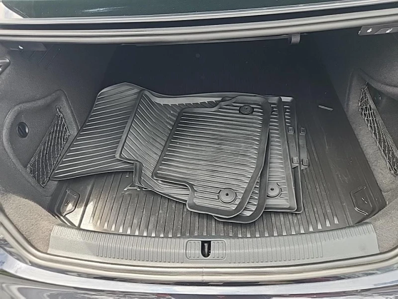 Audi A5 2.0 Premium Plus * ФИКСИРАНА ЦЕНА* , снимка 10 - Автомобили и джипове - 53090280