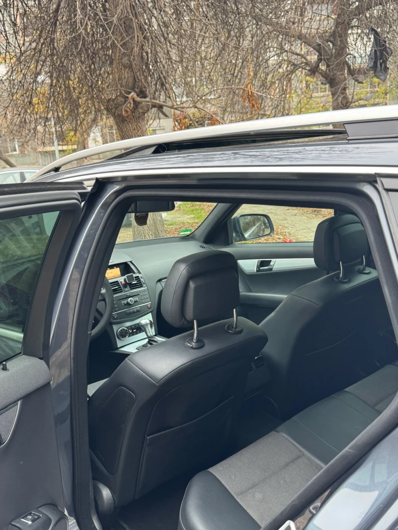 Mercedes-Benz C 220 Avangarde , снимка 7 - Автомобили и джипове - 53375562