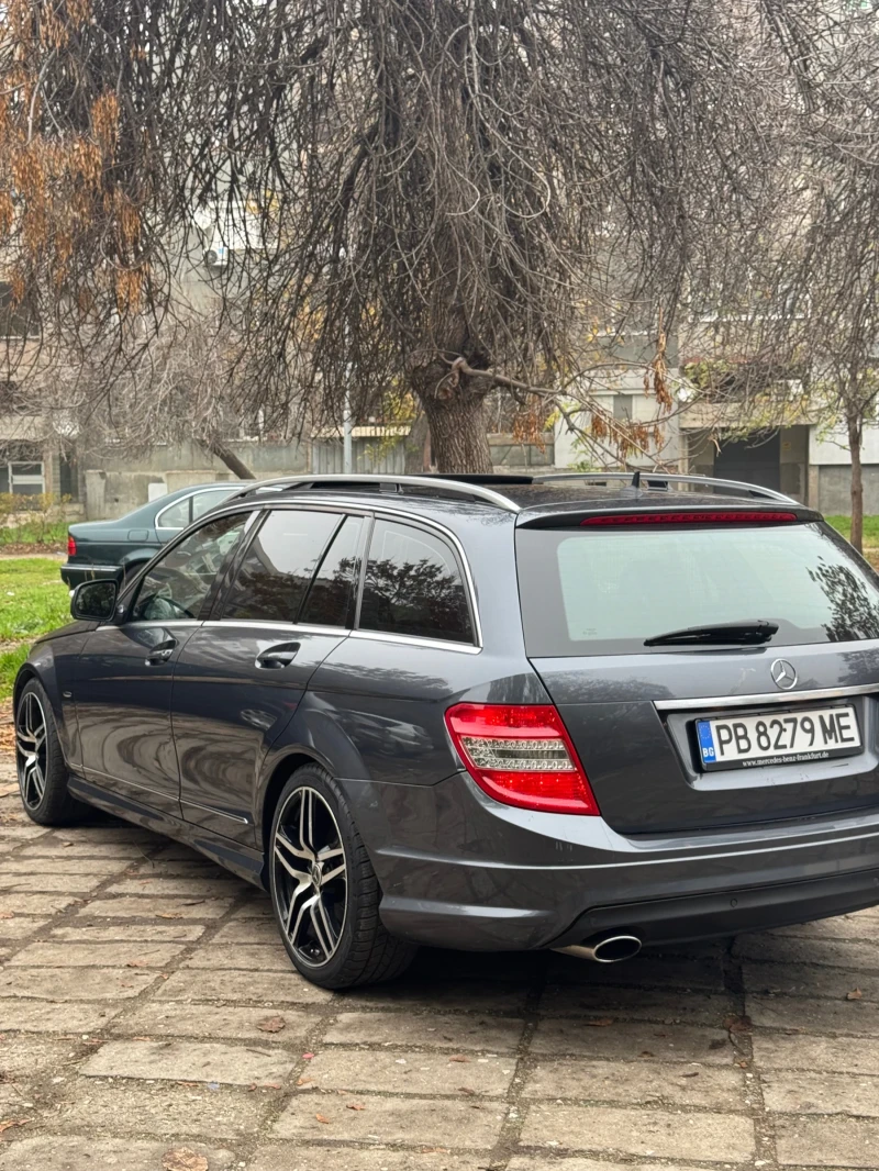 Mercedes-Benz C 220 Avangarde , снимка 3 - Автомобили и джипове - 53375562