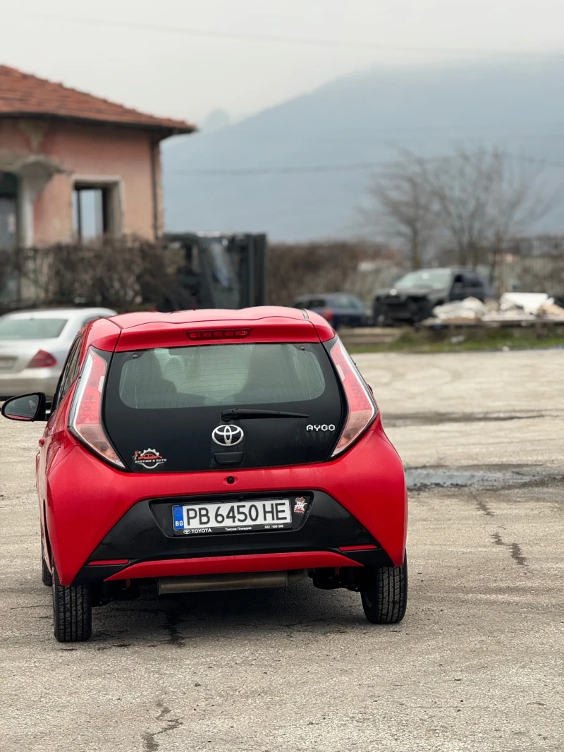 Toyota Aygo 1.0, снимка 4 - Автомобили и джипове - 53444865