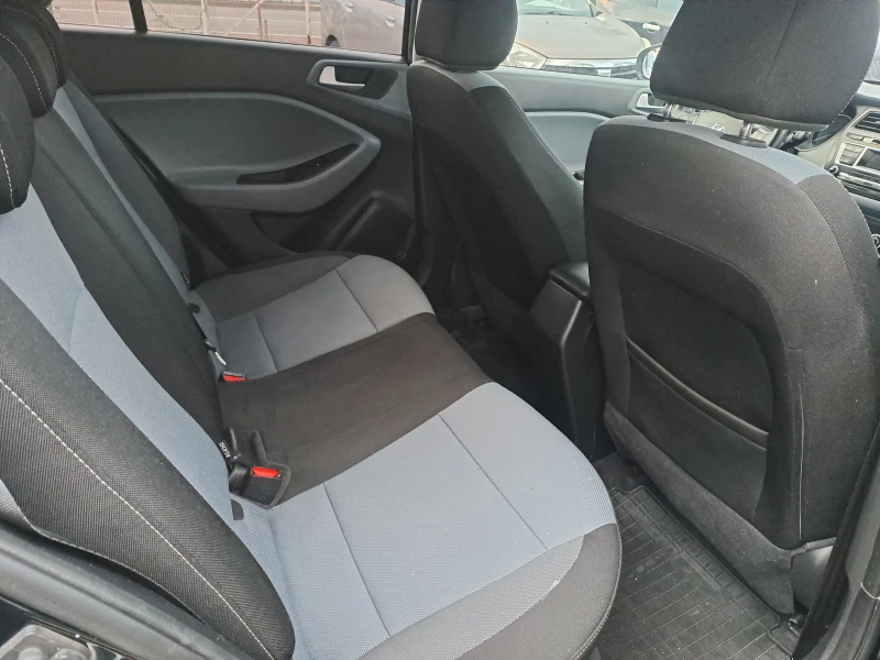 Hyundai I20 1.4 i GAZ  , снимка 15 - Автомобили и джипове - 53468688