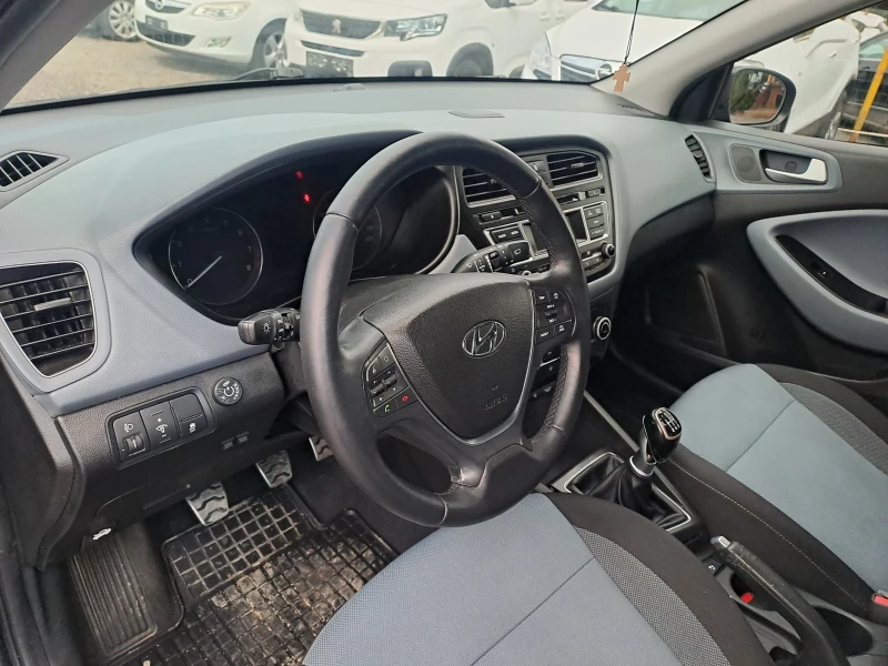 Hyundai I20 1.4 i GAZ  , снимка 8 - Автомобили и джипове - 53468688