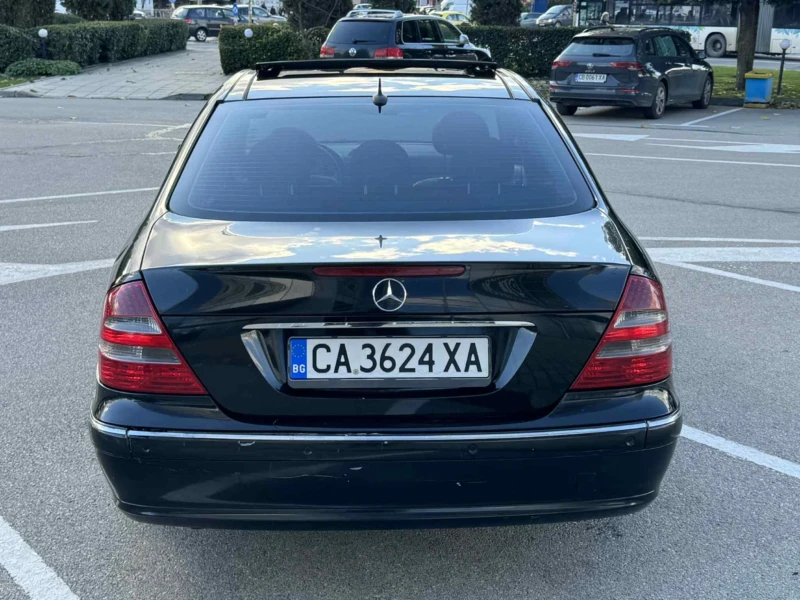 Mercedes-Benz E 320 4 matic Газ, снимка 5 - Автомобили и джипове - 53528485