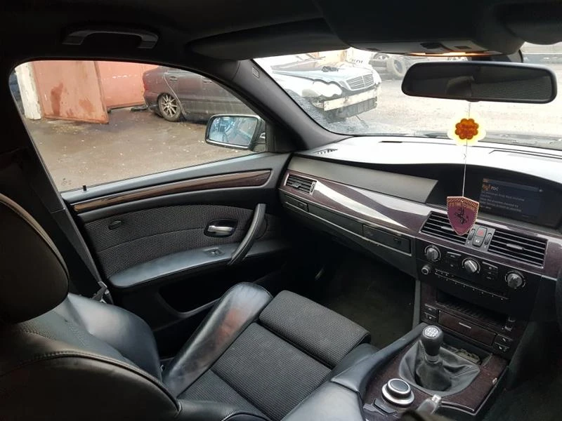 BMW 530 12бр. 235к.с. Face Dynamic BIXenon, снимка 17 - Автомобили и джипове - 28384603