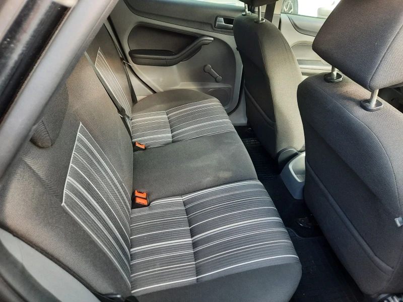 Ford Focus 1.6i - 5650 лв. - 54586827 14