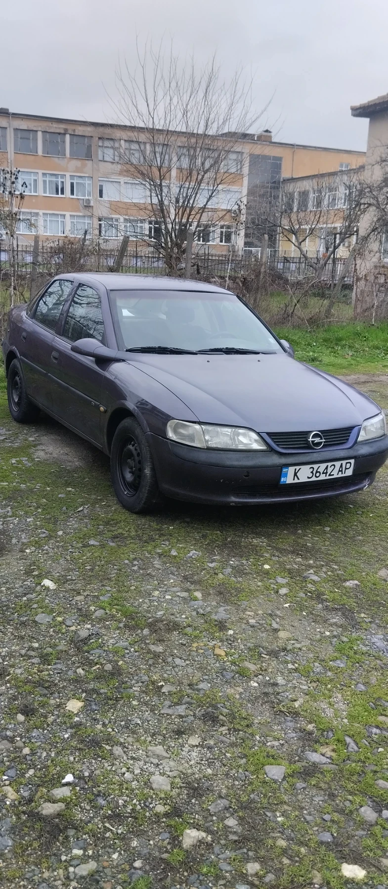 Opel Vectra 1.6 - изображение 2