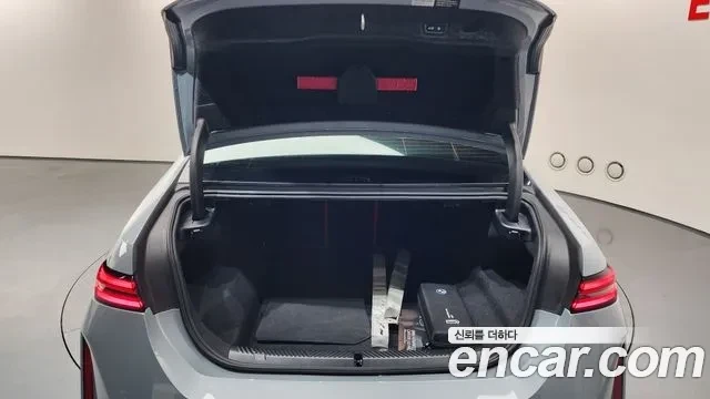 BMW M5 M Carbon Exterieur Package | B&W | Live Cocpit Pro, снимка 12 - Автомобили и джипове - 55076166