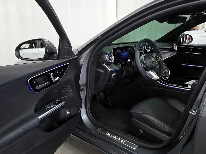 Mercedes-Benz C 200 C200 4Matic Avantgarde, снимка 10 - Автомобили и джипове - 55310950