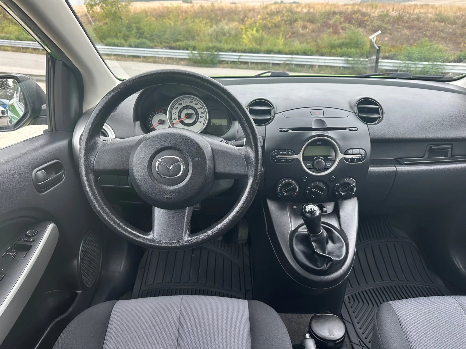 Mazda 2 1.3-БЕНЗИН - изображение 8