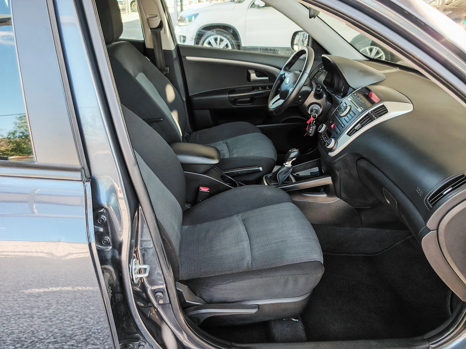 Kia Ceed 1.6 CRDI - изображение 9