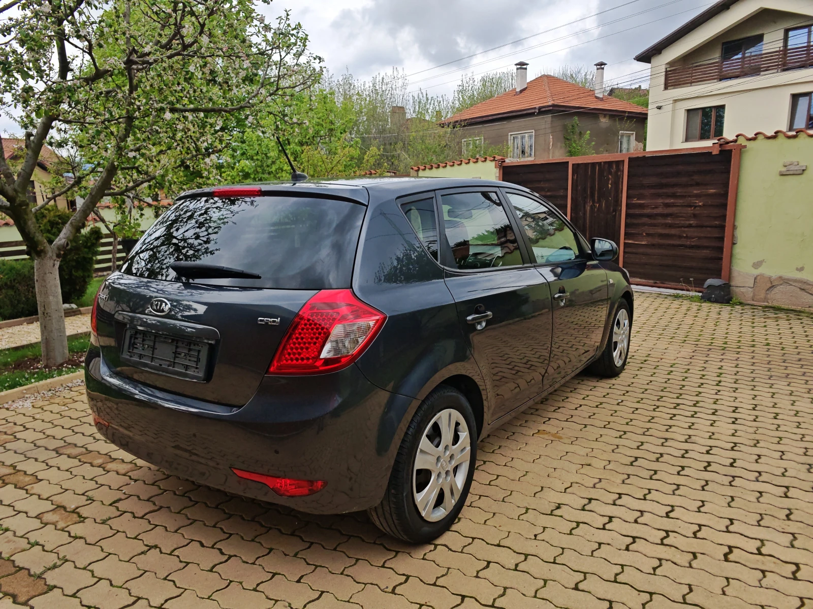 Kia Ceed 1.6 CRDI - изображение 4