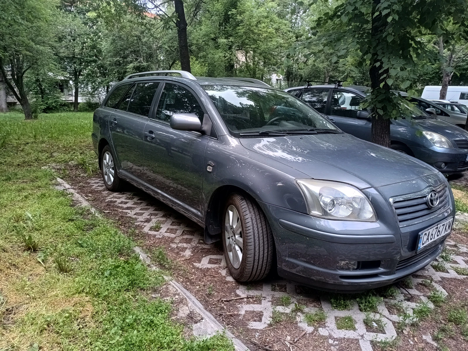Toyota Avensis 2.0 D4D - изображение 2