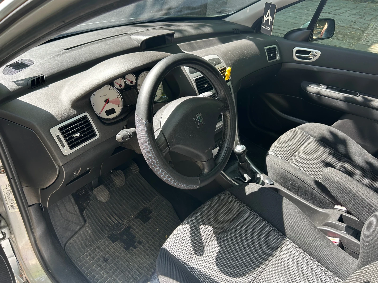 Peugeot 307 SW - изображение 6