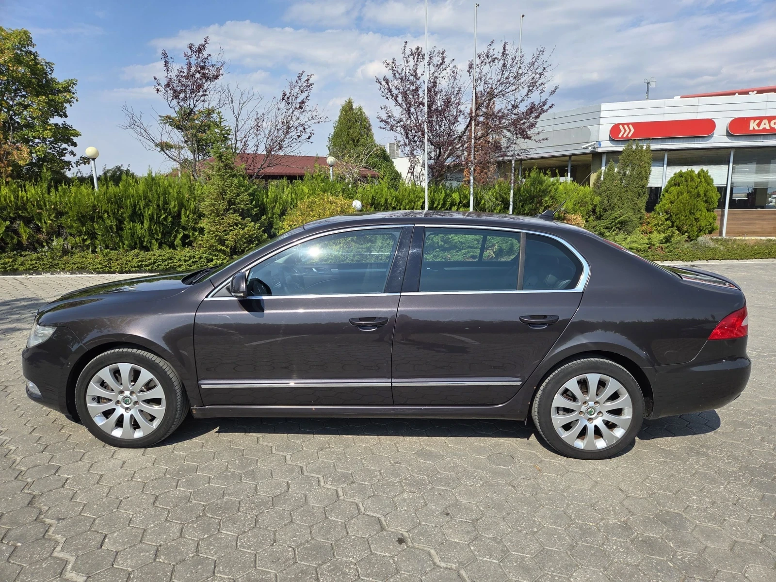 Skoda Superb 3.6/260 к.с./V6/4x4/DSG/LPG/FULL - изображение 7