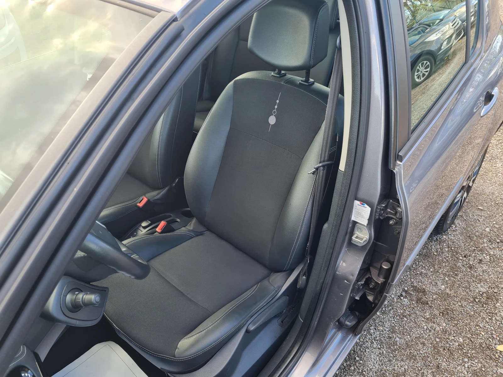 Renault Clio 1.5DCI -- | Mobile.bg   12