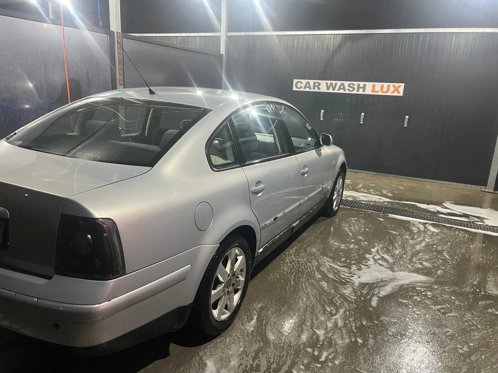 VW Passat, снимка 6 - Автомобили и джипове - 53878264