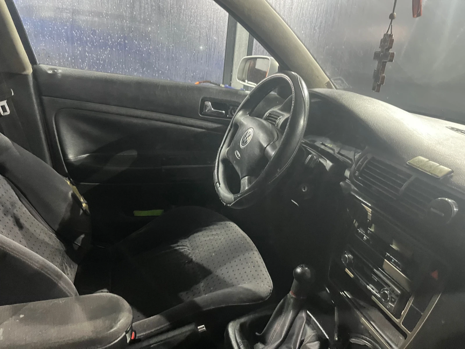 VW Passat, снимка 11 - Автомобили и джипове - 53878264