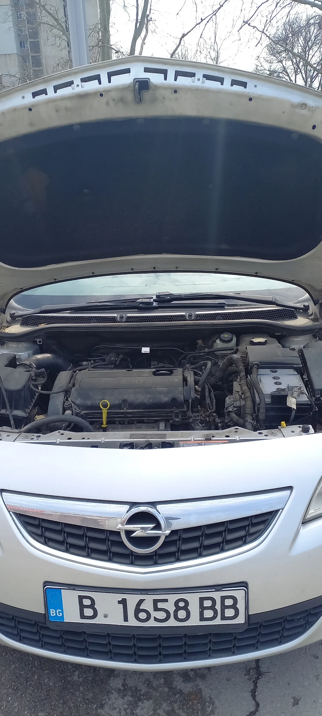 Opel Astra 1.6, 115 к.с., снимка 15 - Автомобили и джипове - 54030916