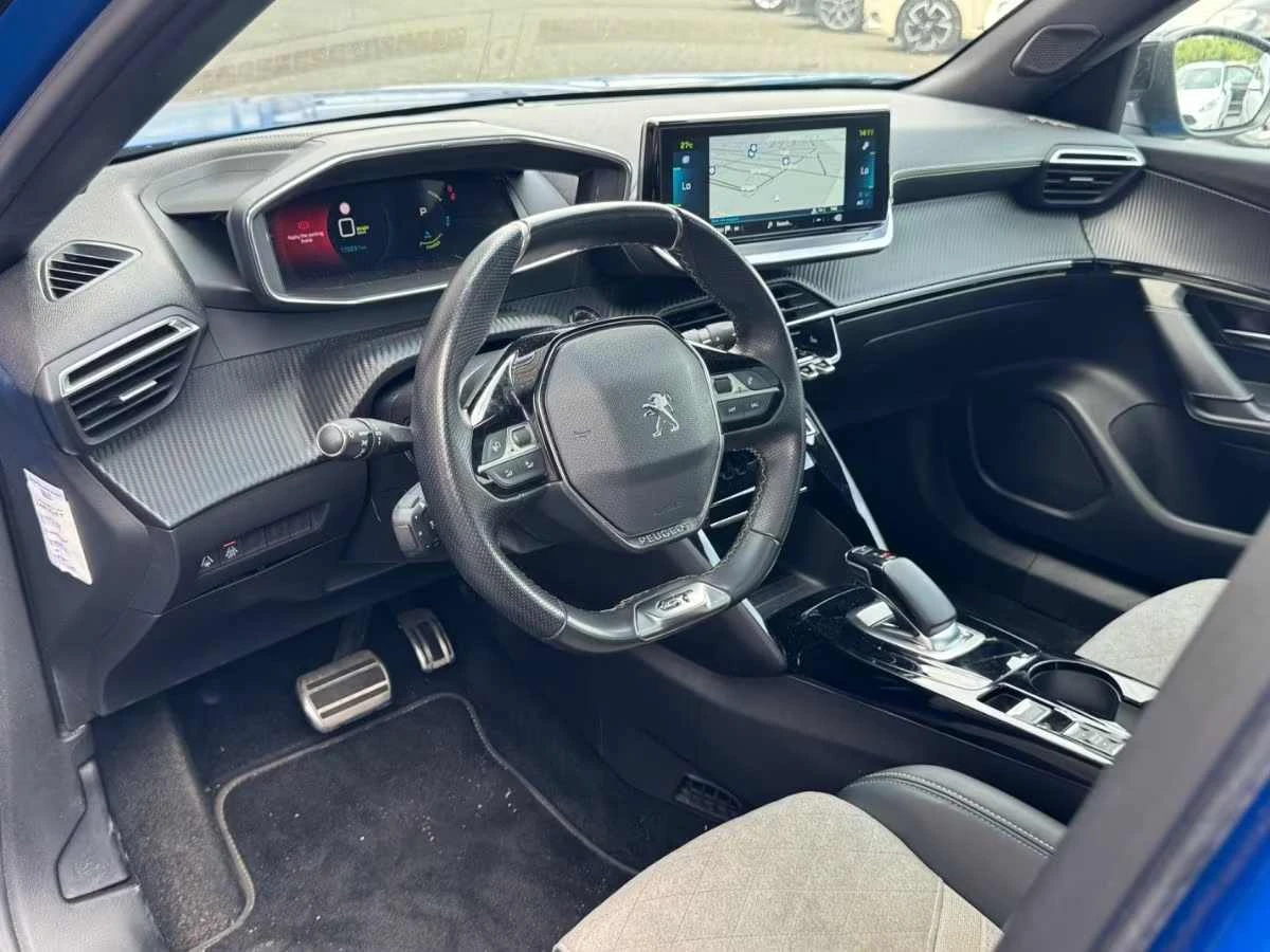 Peugeot 2008 Electric GT-PACK 50KW 90% SOH, снимка 8 - Автомобили и джипове - 55296911